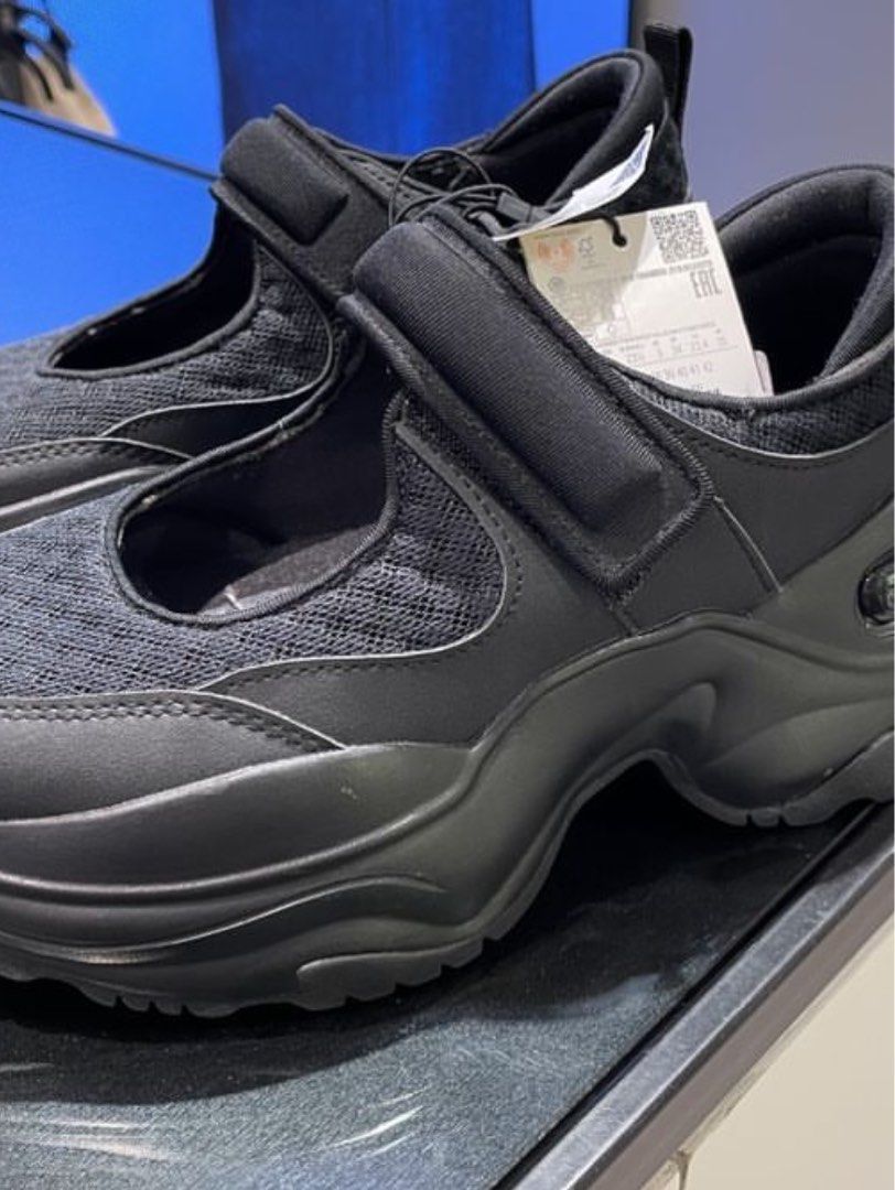 ZARA BLACK PLATFORM SNEAKERS HITAM SALE FROM 899 Fesyen Wanita Sepatu di Carousell