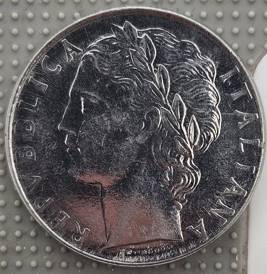 100里拉/意大利共和國/1983年, 興趣及遊戲, 收藏品及紀念品, 錢幣- Carousell