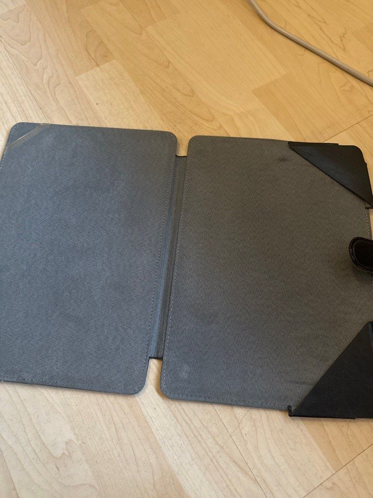 13 inch black laptop cover leather (Category: Laptop Bags & Sleeves) located in Quezon City. Submitted by alliapt (Listing ID 1323144598, Image 2). Description: Well used laptop cover 13”.