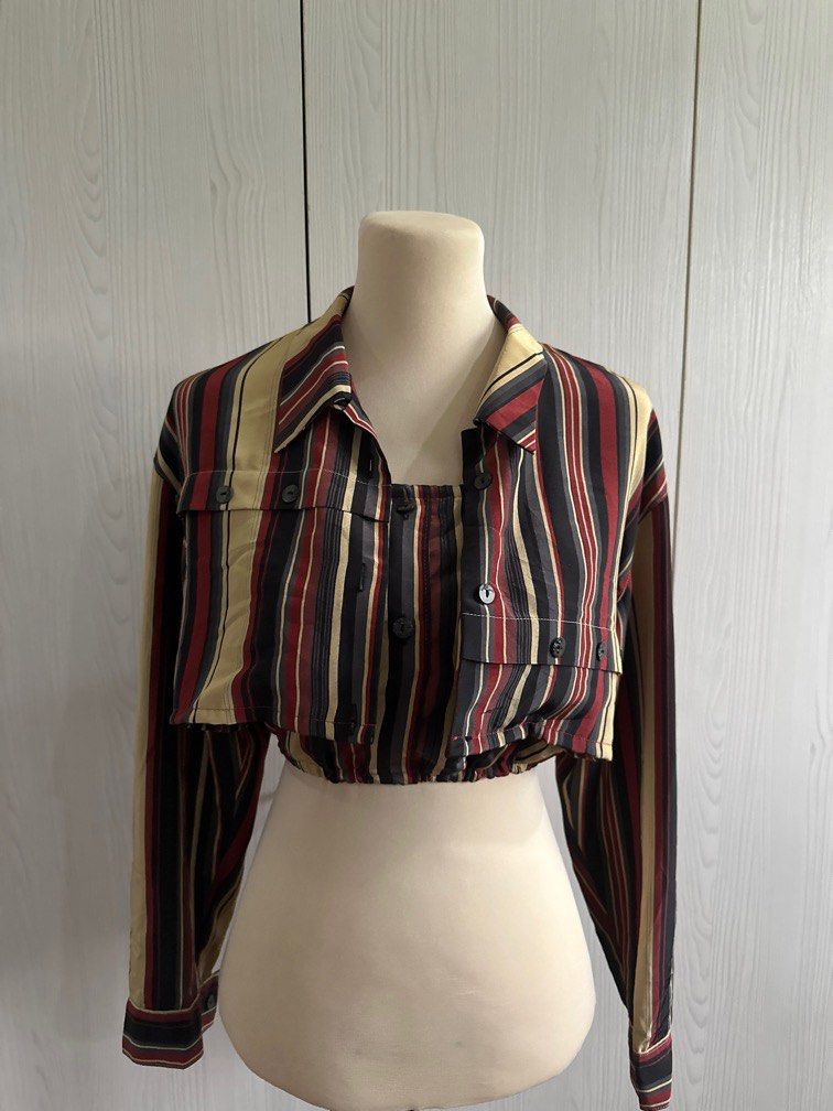 2in1 Polo with Tube Top (Category: Blouses) located in Paranaque City. Submitted by patpreloved93 (Listing ID 1323136863, Image 1). Description: - Bought from an online store who does rework of polo - Size: XS-Small Frame.