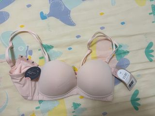 （分類：）位於 。 由 kiu_ntk 提交（商品編號 1323268729，圖片 1）。簡介： 。