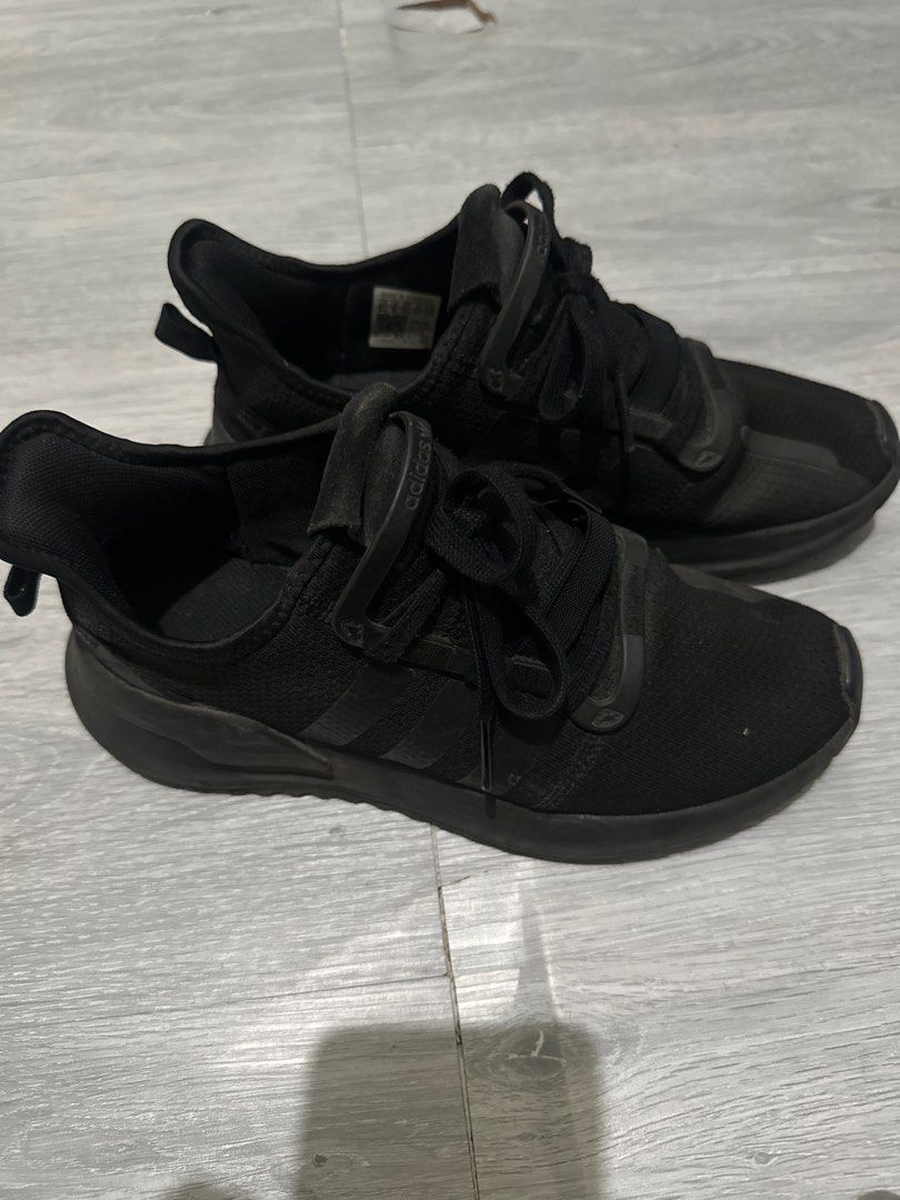 Adidas u path run pria, Fesyen Pria, Sepatu Sneakers di Carousell