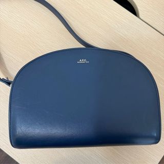 （分類：）位於 。 由 matryoshkaw 提交（商品編號 1323181085，圖片 1）。簡介： 。