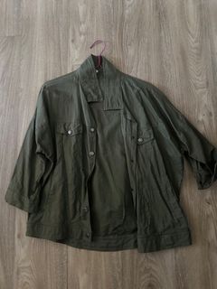 (Category: ) located in . Submitted by shiftandthrift_store (Listing ID 1323254487, Image 1). Description: .