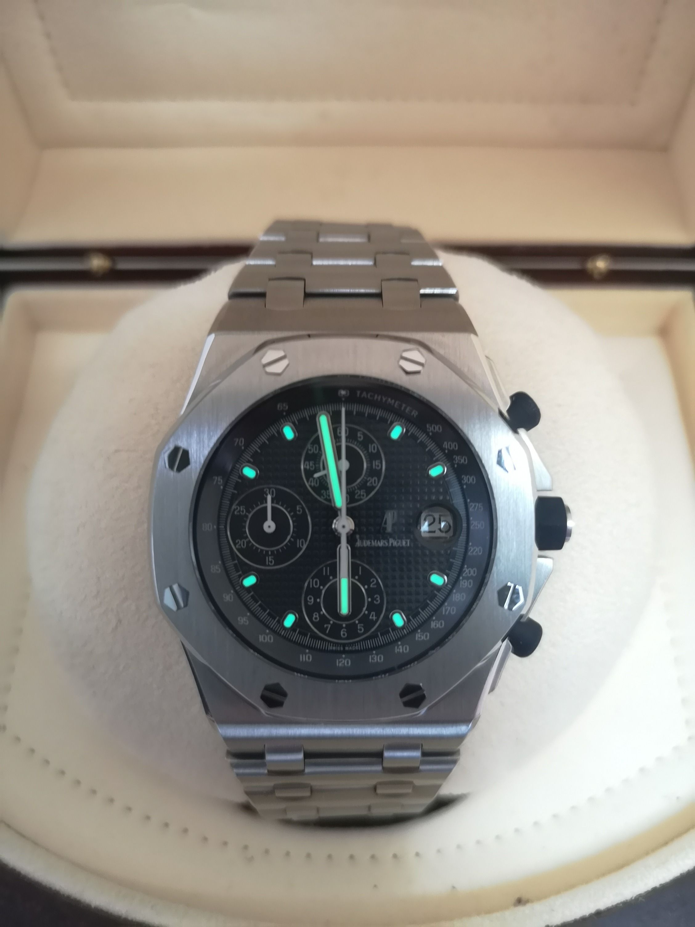 Audemars Piguet Royal Oak Offshore APROO 25721ST Not Reissue But The First Gen ORIGINAL The Beast