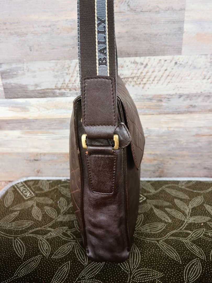 Bally Sling Bag 25X27 Cm Made In PRC