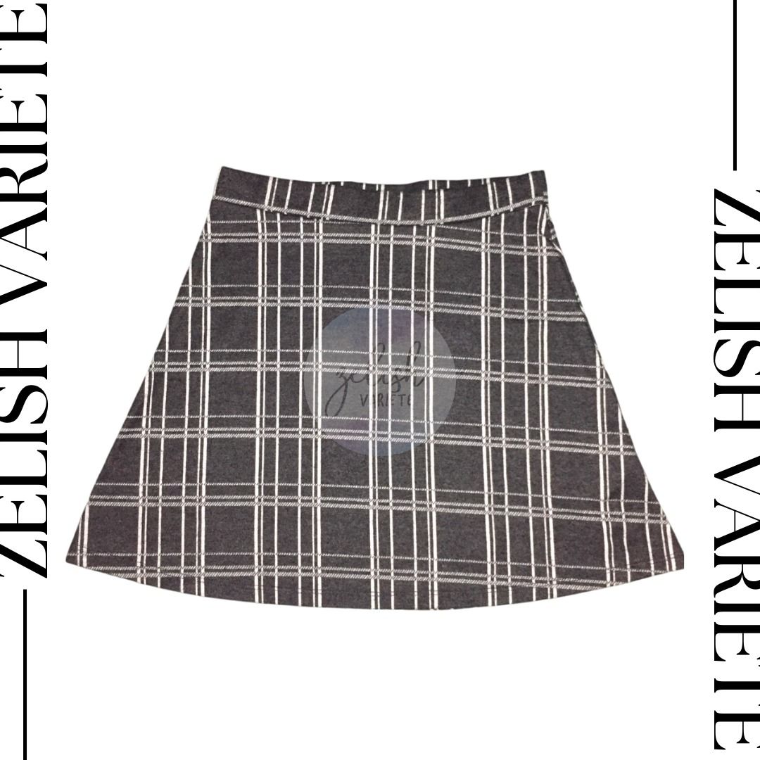 BERSHKA GIRL thrifted Dark Gray Plaid Checkered Wool Like Mini Skater Skirt Women s Fashion Bottoms Skirts on Carousell