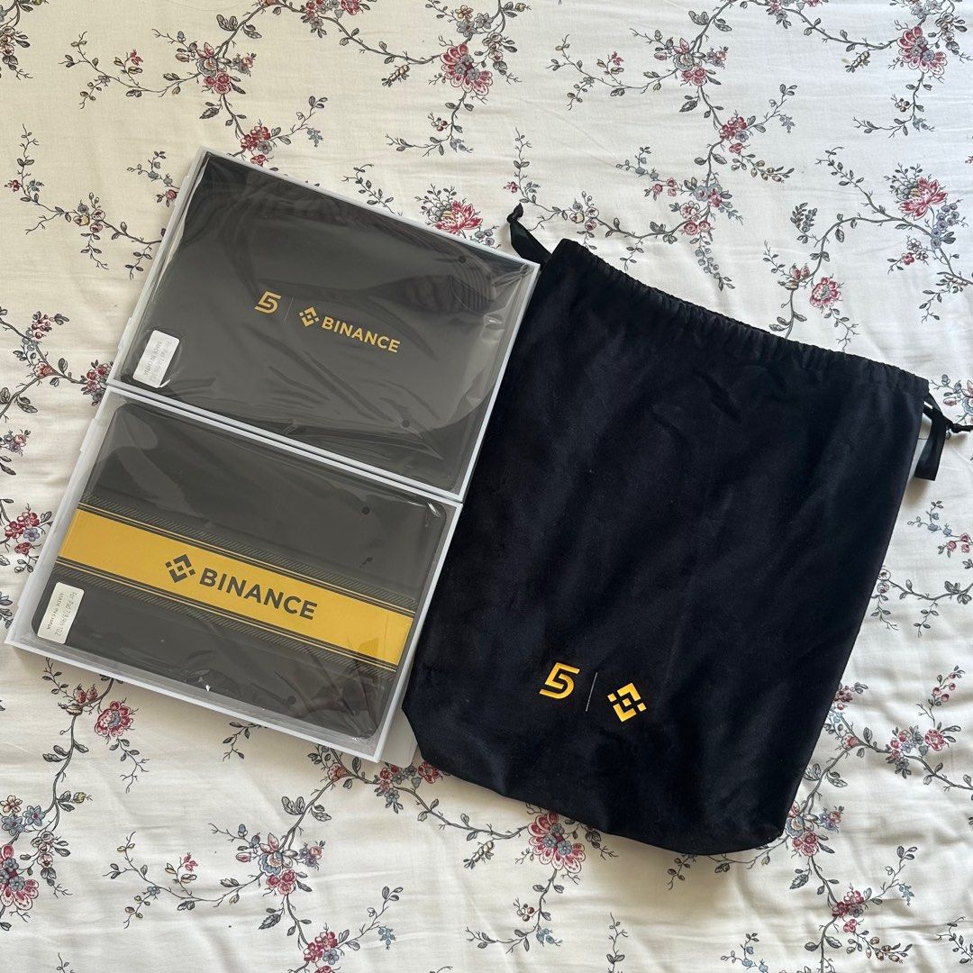 Binance cryptocurrency limited edition 5th anniversary iPad flip covers  sleeves cases sleek collectible collectors item company merchandise  memorabilia special event edition protective casing sleeve, Mobile Phones &  Gadgets, Mobile & Gadget Accessories,