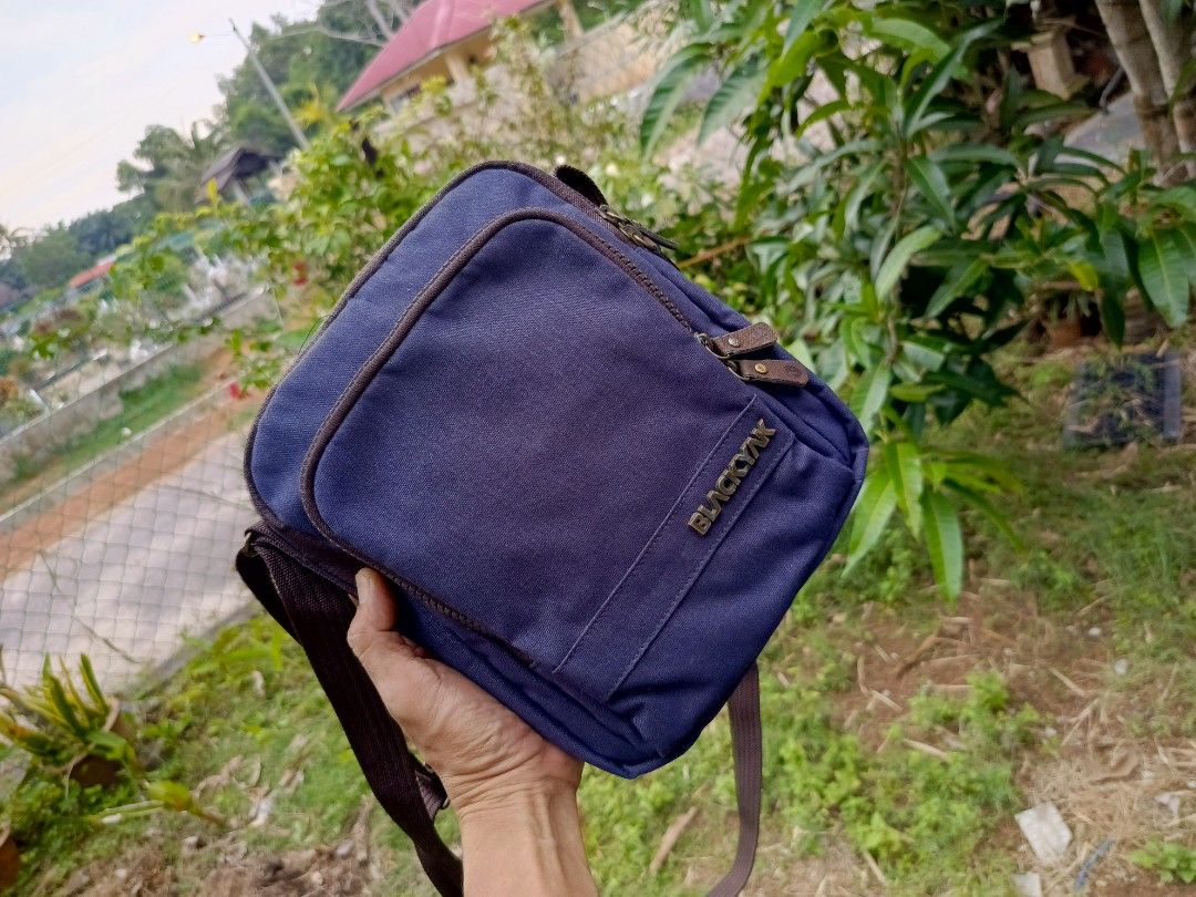 Black Yak Sling Bag