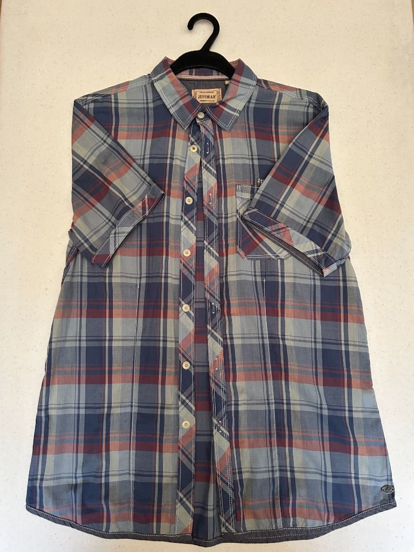 Blue Plaid Short Sleeved Polo (Category: Formal Shirts) located in Paranaque City. Submitted by togee8 (Listing ID 1323242828, Image 1). Description: PRE-LOVED Blue Plaid Short Sleeved Polo - Size M Brand: Jeremiah Fit: Regular Condition: 7/10 NO RETURNS/EXCHANGES NO MEETUPS Payment through GCash/Maya/BPI/Unionbank/Seabank Shipping through Grab Express/Lalamove/J&T PM or make an offer if interested. #Clothes #Thrift #UkayUkay #Used #Preloved #Sec