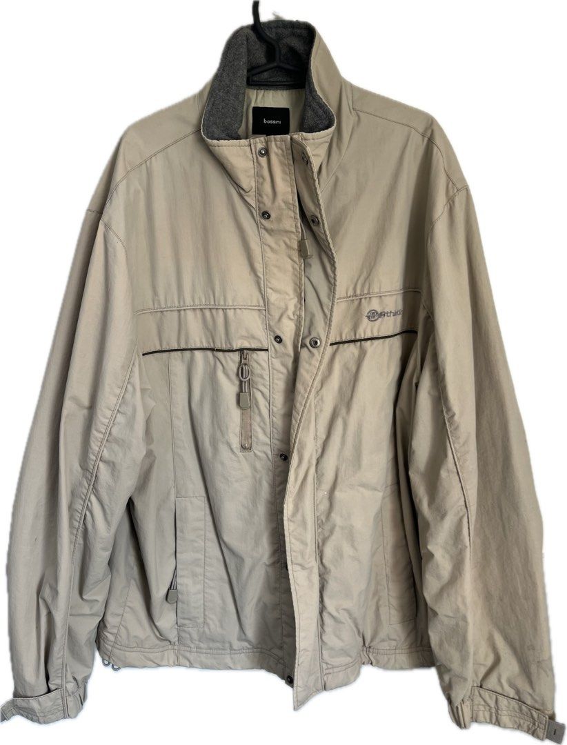 Bossini Outdoor Jacket Men s Fashion Activewear on Carousell