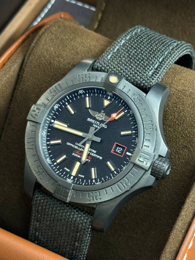 Breitling avenger blackbird v17311 Luxury Watches on Carousell