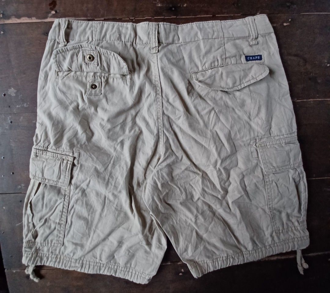CHAPS CARGO (Category: Shorts) located in Polangui. Submitted by Kariton (Listing ID 1323192191, Image 2). Description: W34 x 20.5.