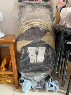 （分類：）位於 。 由 joeyluicy 提交（商品編號 1323172657，圖片 1）。簡介： 。