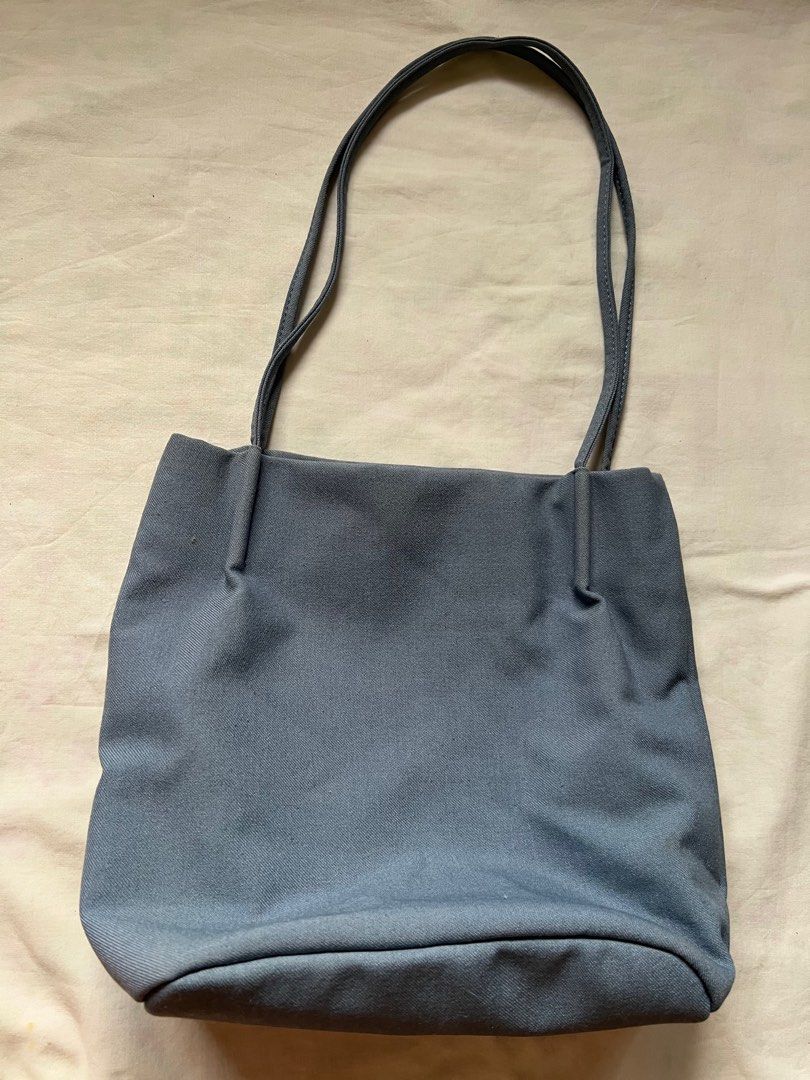 Denim shoulder bag (Category: Shoulder Bags) located in Rizal. Submitted by hobbyist_declutter (Listing ID 1323118713, Image 1). Description: Denim shoulder bag Payment thru Gcash or BPI.