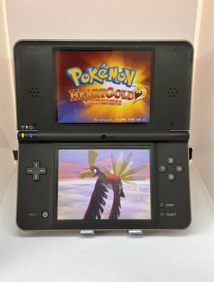 DS DSi 3DS R4 flash card with 2700+ games Includes DS GB GBC GBA - Main Image