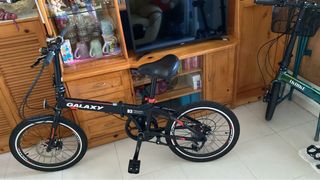 （分類：）位於 。 由 sylambigc 提交（商品編號 1323162851，圖片 1）。簡介： 。