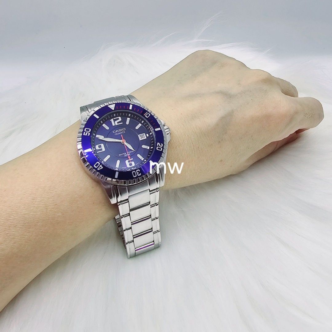 Genuine Casio men s analog quartz 200m waterproof stainless steel watch mtd 1053d Men s Fashion Watches Accessories Watches on Carousell