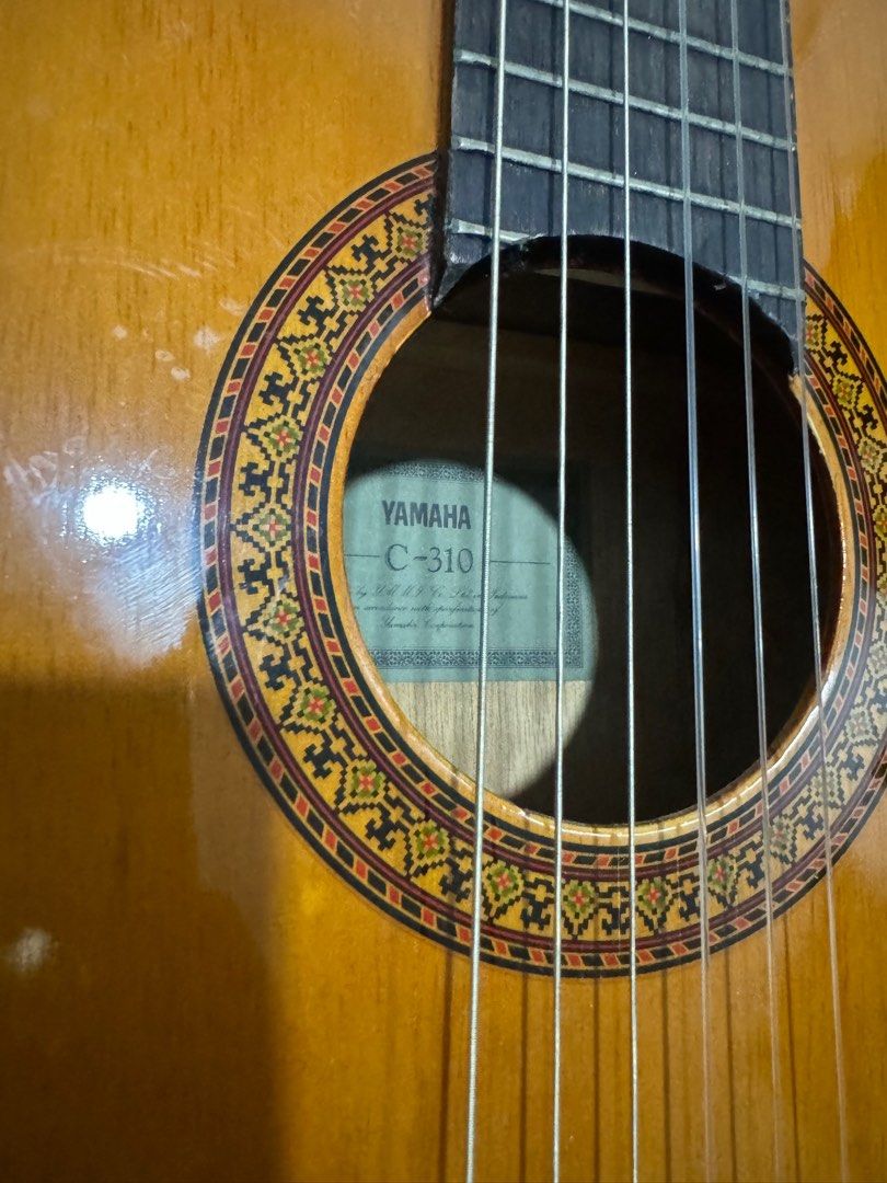 Gitar Kapok