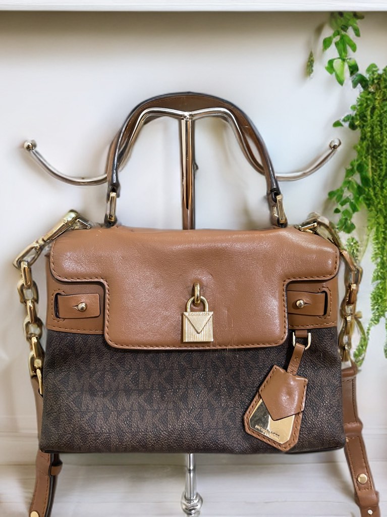 Gramercy small logo satchel discount