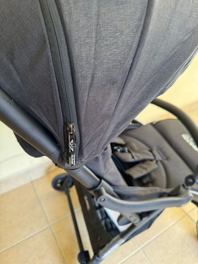 Hamilton R1 Stroller, Babies & Kids, Going Out, Strollers on Carousell