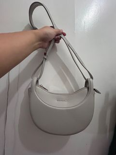 (Category: ) located in . Submitted by randomclosets_ (Listing ID 1323197467, Image 1). Description: .