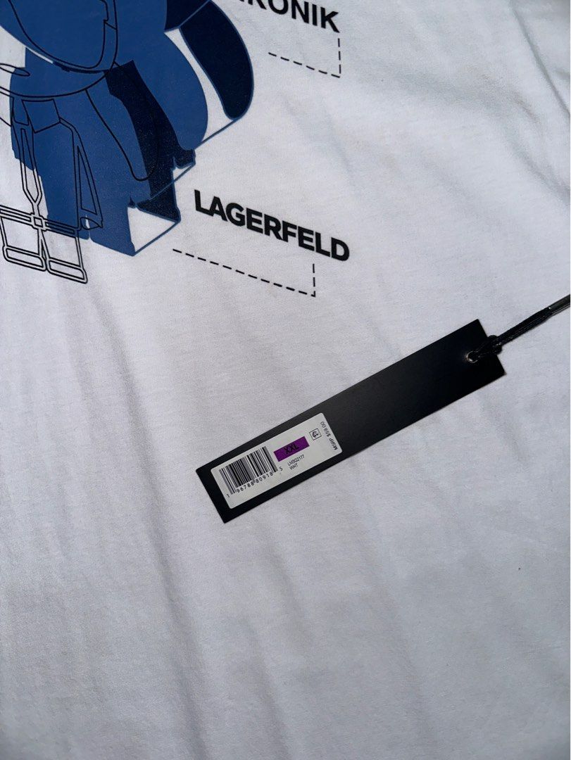 Karl Lagerfeld T-Shirt (Category: Tshirts & Polo Shirts ) located in Imus. Submitted by Dapper. (Listing ID 1323197468, Image 3). Description: Brand new Karl Lagerfeld graphic tee With tag❗️❗️❗️ Original price 59 USD = Php 3,300 Now only Php 1,800 ❗️❗️❗️.