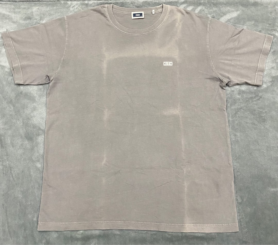 Kith Small Box Logo Tee Men s Fashion Tops Sets Tshirts Polo Shirts on Carousell