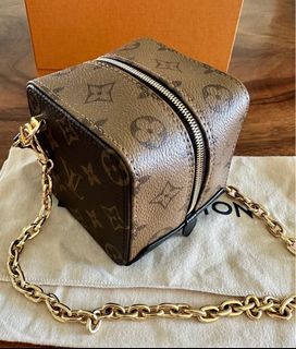 （分類：）位於 。 由 renataxx 提交（商品編號 1323188476，圖片 1）。簡介： 。