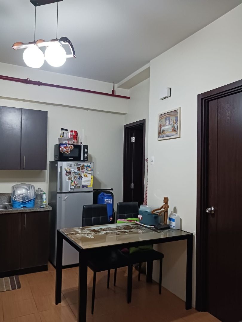 Male Condo Sharing Pioneer Woodlands Boni, Property, Rentals ...