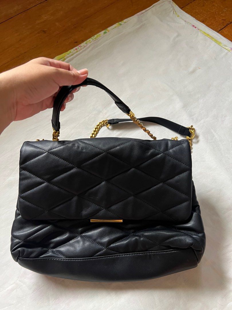 Mango bag (Category: Shoulder Bags) located in Rizal. Submitted by hobbyist_declutter (Listing ID 1323119210, Image 3). Description: Used twice then stored Bought from Mango Payment thru Gcash or BPI.