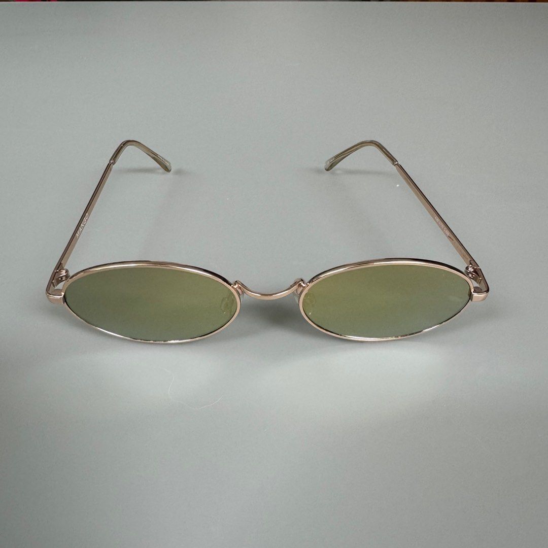 Mango Reflective Shades (Category: Sunglasses & Eyewear) located in Manila. Submitted by declutterzoneee (Listing ID 1323146130, Image 1). Description: .