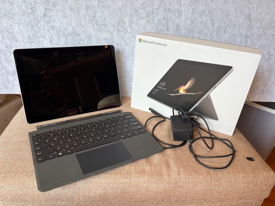 Microsoft Surface Go (1st Gen) 128Gb, 8Gb Ram, Model 1824 on Carousell