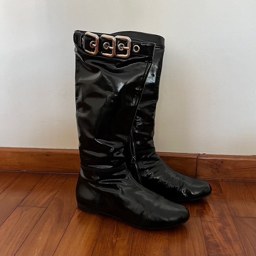 MIU MIU PATENT BOOTS EU39 Women s Fashion Footwear Boots on Carousell