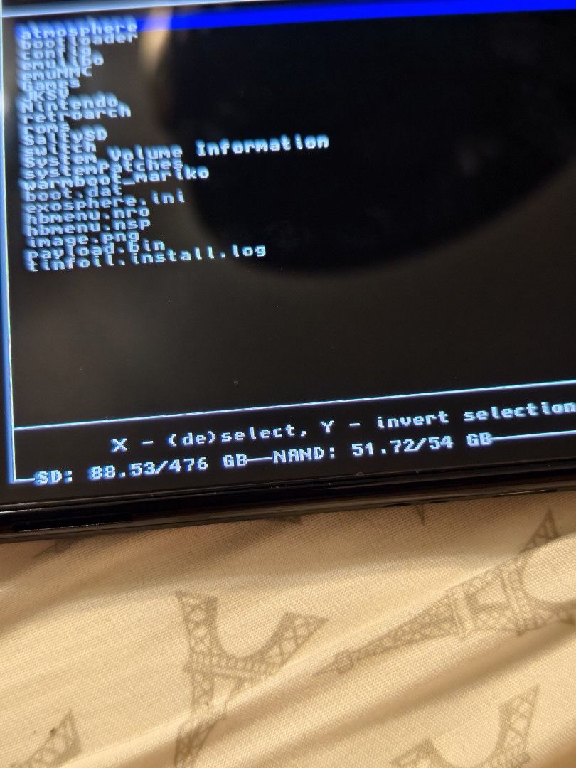 Modded Nintendo Switch OLED 512gb (Category: Nintendo) located in Singapore. Submitted by big_penguin (Listing ID 1323239708, Image 3). Description: Bought at the end of last year. -can use tinfoil but less Switch game(example switch version pokemon, zelda, mario), tinfoil account i find from fb&google, free account. I download games from free english website & pay chinese website -wifi no problem,i turn on everytimes when i want to play games, i