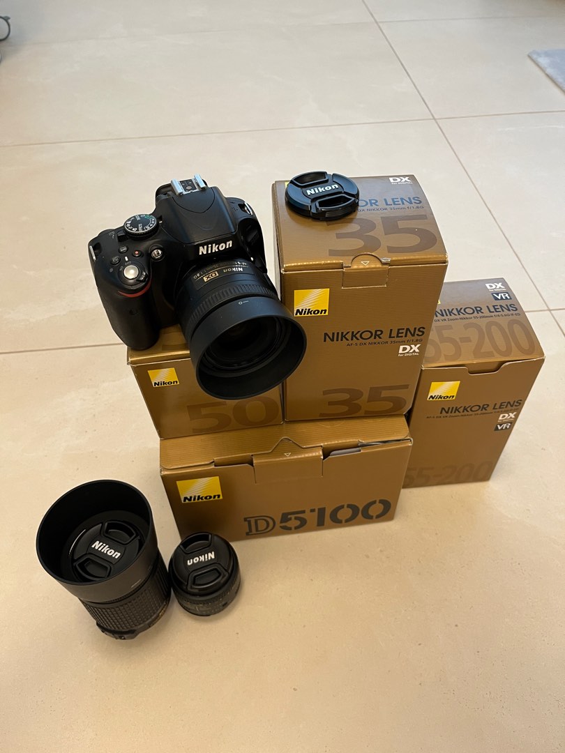 Nikon D5100 VRダブルズームキット 18-55 55-300 Nikon D5100 VRダブルズームキット 18-55 55-300 Nikon D5100 18