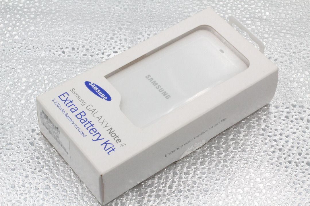 Original Samsung Galaxy Note4 Extra Battery Kit (3,220mAh) (Category: Chargers) located in Santa Maria. Submitted by dr.ariesramos (Listing ID 1323175157, Image 2). Description: FOR SALE: Original Samsung Galaxy Note4 Extra Battery Kit (3,220mAh) PRICE: P995 CONDITION: Brand New, never used RFS: Need funds for continuing education DESCRIPTION: Complete packaging, only compatible with Samsung Galaxy Note4, with 3,220mAh Battery Capacity.