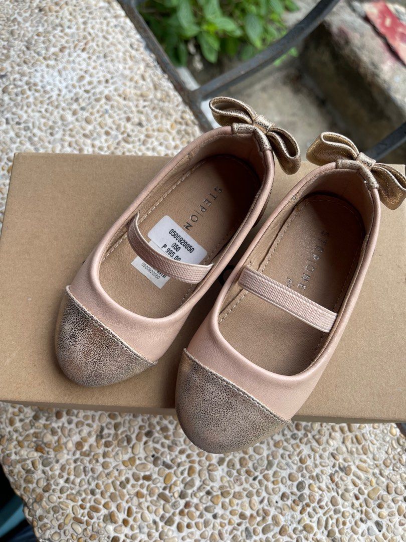 Payless kid girl shoes shop