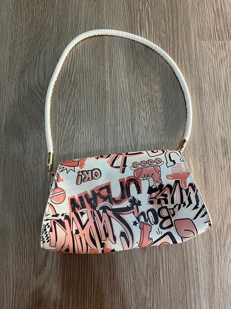Pink Graphic Shoulder bag with button clasp