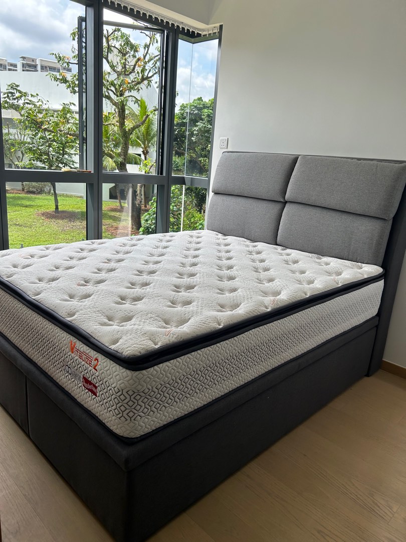 Queen size bed headboard from slumberland, Furniture & Home Living