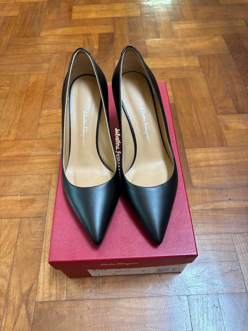 Salvatore ferragamo black heels shop