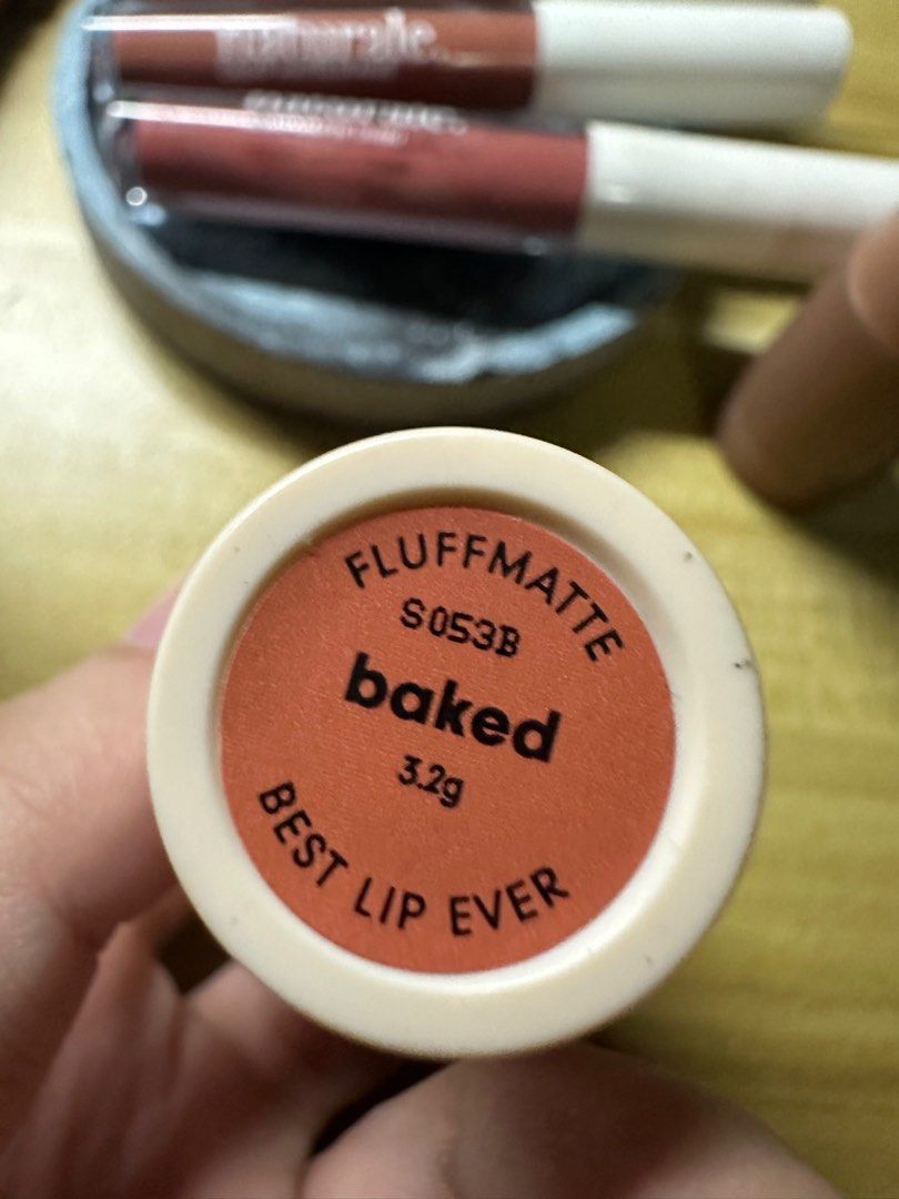 Sunnies Fluffmatte in Baked (Category: Makeup) located in Quezon City. Submitted by vyutrik (Listing ID 1323218847, Image 3). Description: Sanitized.