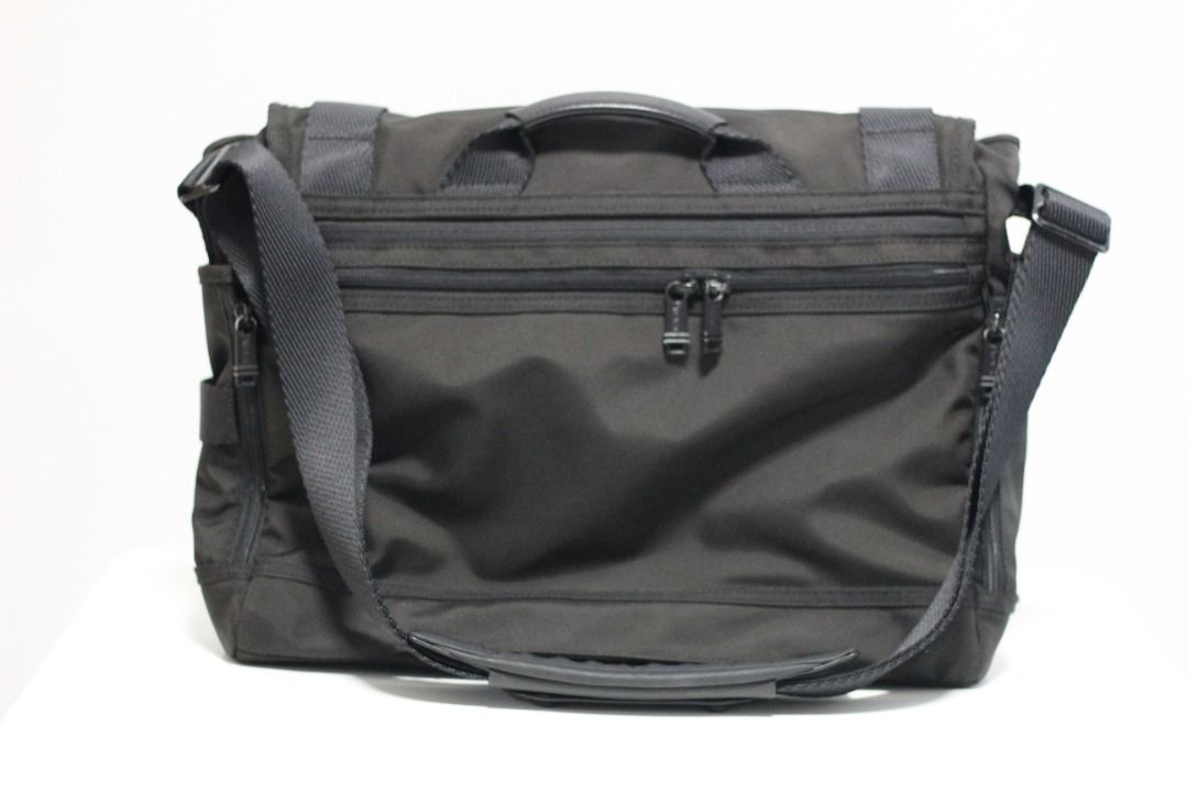 Tumi 232373D Alpha Bravo Fallon Messenger 15 laptop bag 13 sling bag pilot bag flap bag banker s bag