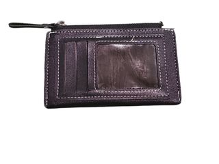 (Category: ) located in . Submitted by leiispreloved (Listing ID 1323199380, Image 1). Description: .