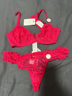 (Category: ) located in . Submitted by mishkarella (Listing ID 1323155369, Image 1). Description: .