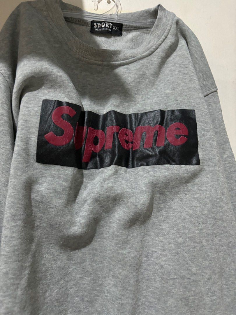 UNISEX sweater (Category: Coats, Jackets and Outerwear) located in Caloocan City. Submitted by siobabe (Listing ID 1323263422, Image 3). Description: SIZE: XXL no issue.