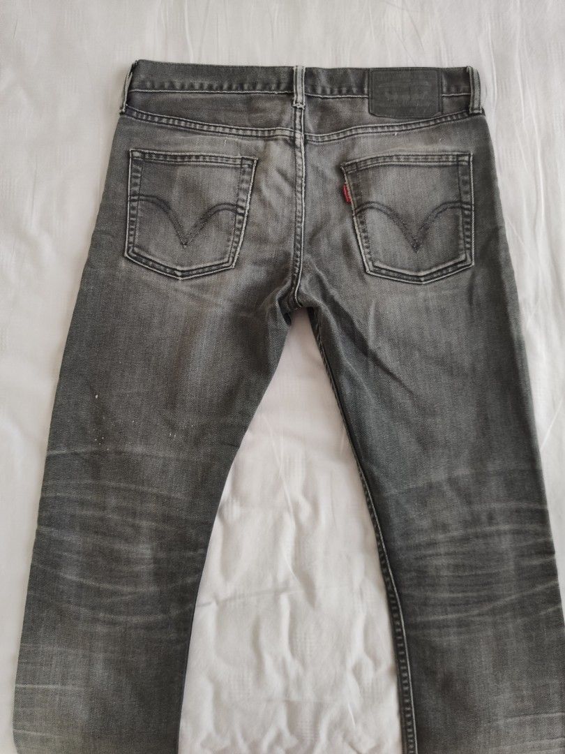Vintage 1990s Levi s 595 Jeans W31 L32 Men s Fashion Bottoms Jeans on Carousell