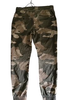 (Category: ) located in . Submitted by yuztopstore (Listing ID 1323123712, Image 1). Description: .