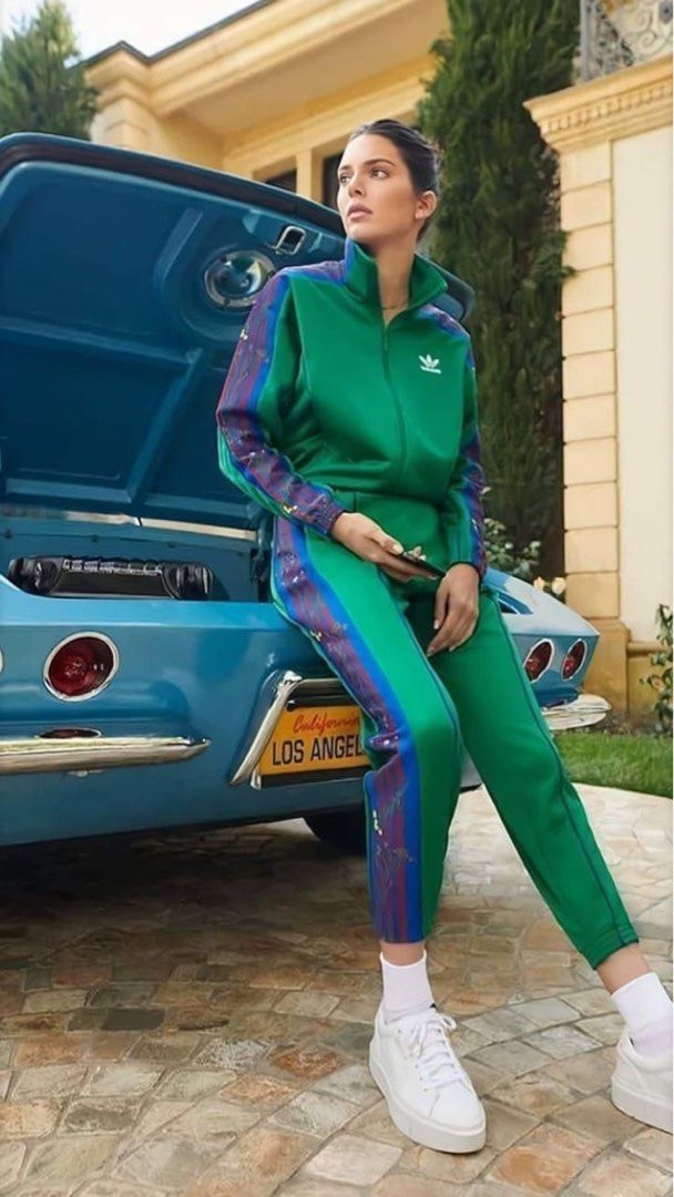 Kendall jenner adidas tracksuit top