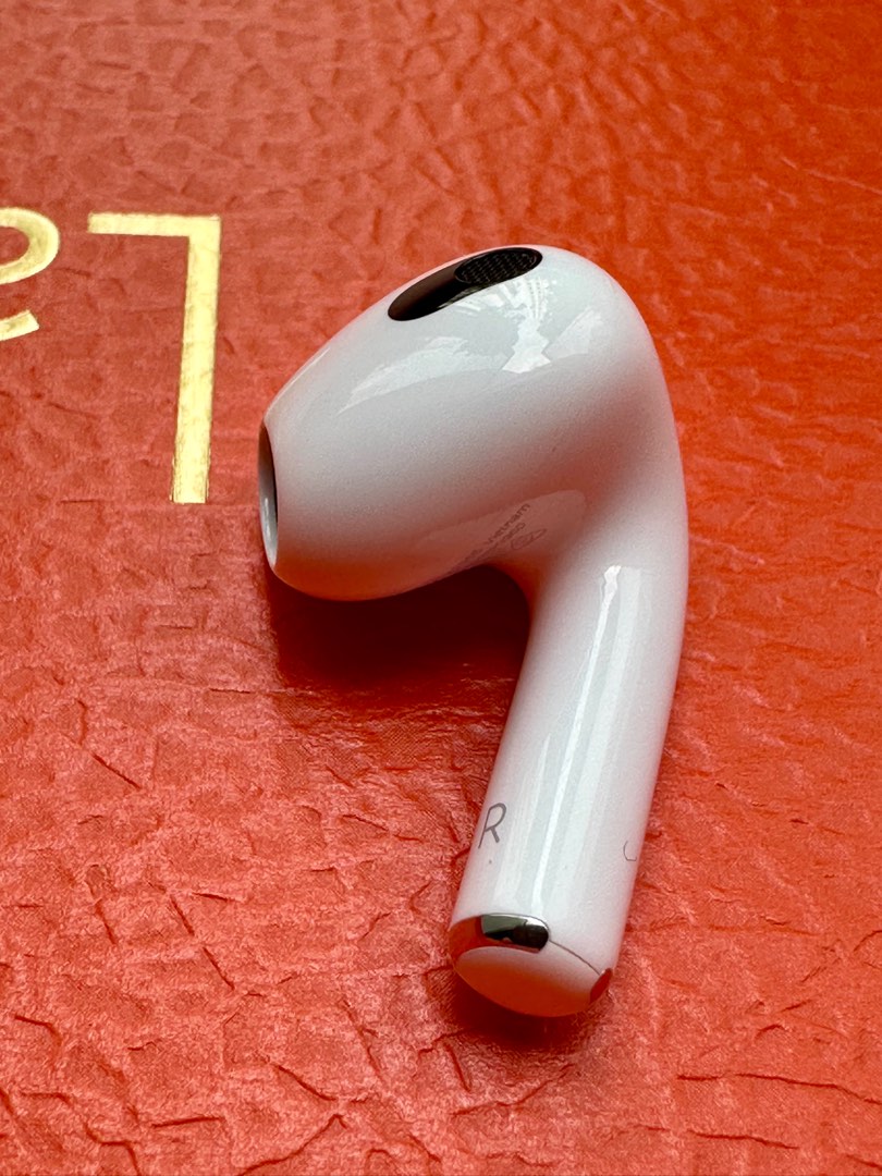 Airpods Only Pods Right Ear Pod 100% Genuine APPLE AIRPOD